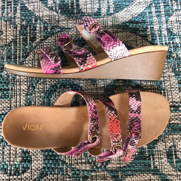 Vionic Shoes - Like new VIONIC pink snake Aubrey  sandals size 10